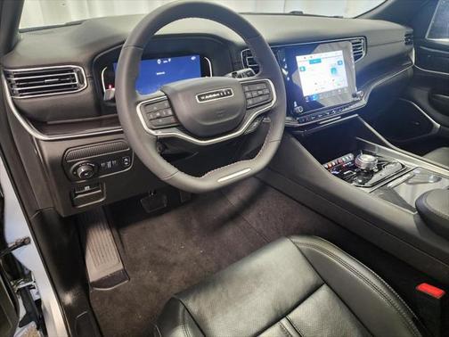 2024 Jeep Wagoneer Base