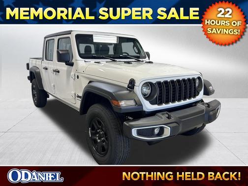 Bright White Clearcoat 2026 Jeep Gladiator Sport