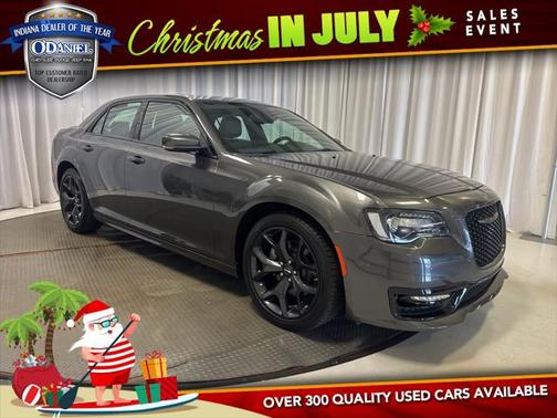 2022 Chrysler 300 S