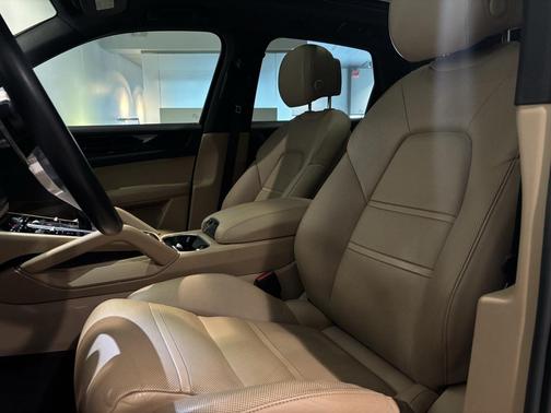 2019 Porsche Cayenne Cayenne E-Hybrid