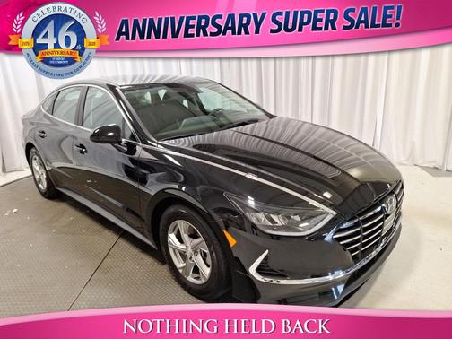 2022 Hyundai SONATA SE