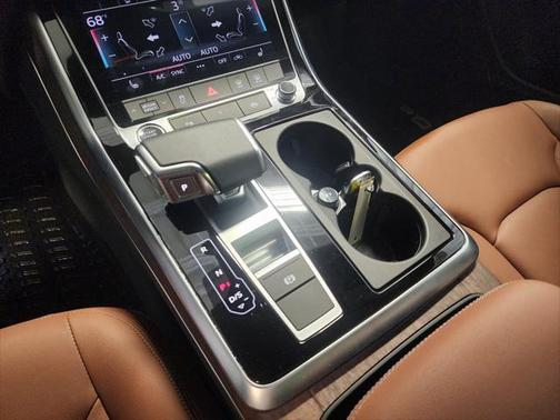 2024 Audi Q8 55 Premium
