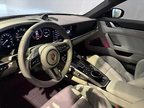 2025 Porsche 911 Turbo S