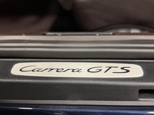 2016 Porsche 911 Carrera GTS