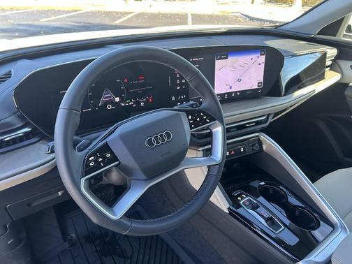 2025 Audi Q5 2.0T Premium