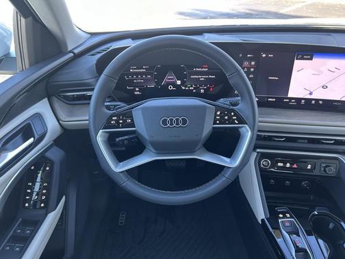 2025 Audi Q5 2.0T Premium
