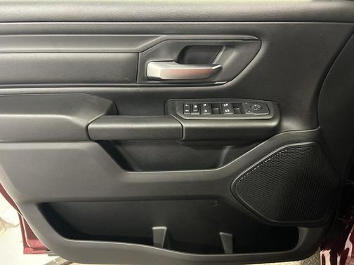 2026 RAM 1500 Warlock Crew Cab 4x4 5'7' Box