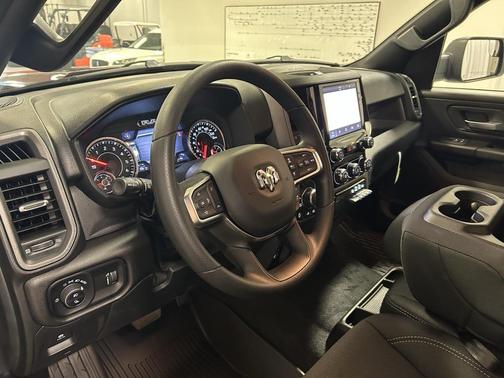 2026 RAM 1500 Warlock Crew Cab 4x4 5'7' Box