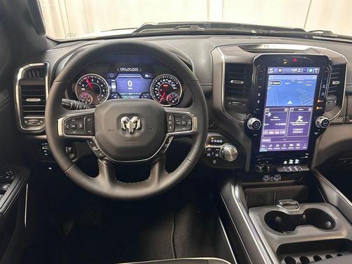 Bright White Clearcoat 2026 RAM 1500 Laramie