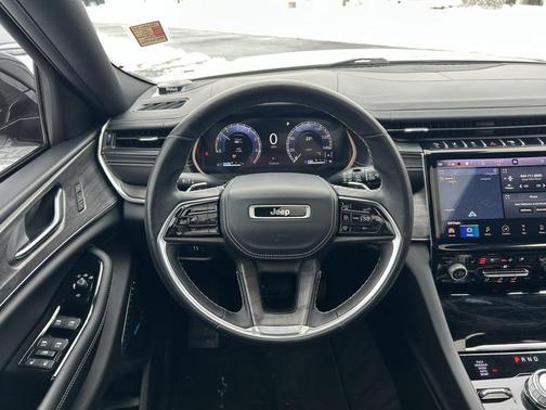 2021 Jeep Grand Cherokee L Overland