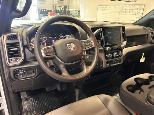 Bright White Clearcoat 2026 RAM 3500 Tradesman