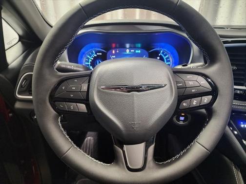 2025 Chrysler Pacifica Hybrid Select