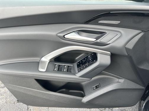 2025 Audi Q5 2.0T Premium Plus