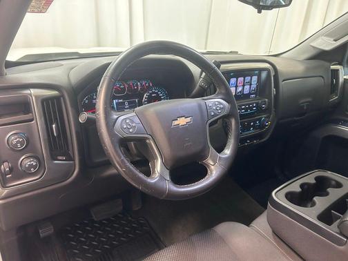 Summit White 2018 Chevrolet Silverado 1500 LT