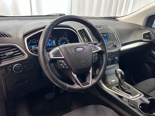 Ingot Silver 2017 Ford Edge SEL