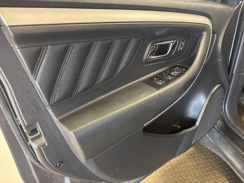 2018 Ford Taurus SEL
