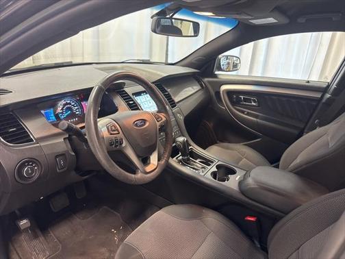 2018 Ford Taurus SEL