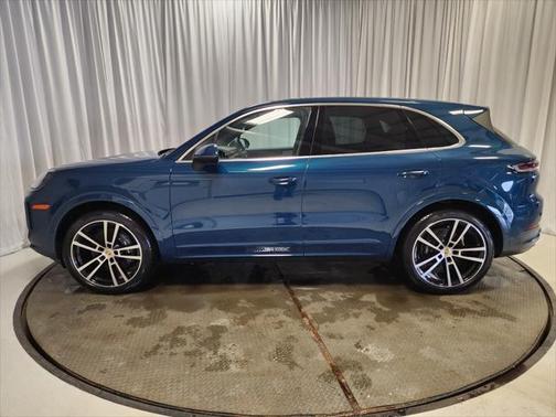 2024 Porsche Cayenne