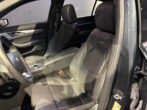 2022 Cadillac CT5 Premium Luxury