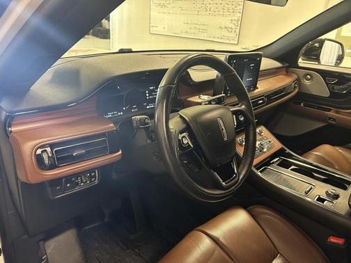 2020 Lincoln Aviator Reserve AWD