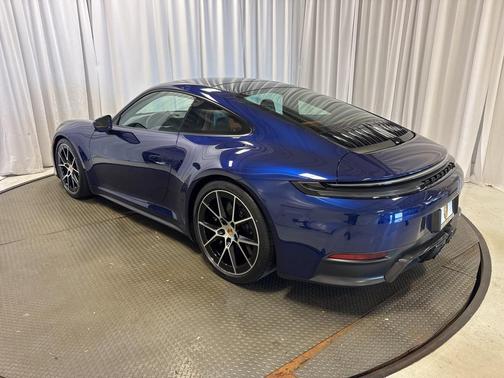 2025 Porsche 911 Carrera 4 GTS