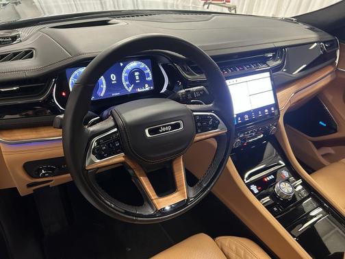 2024 Jeep Grand Cherokee L Summit