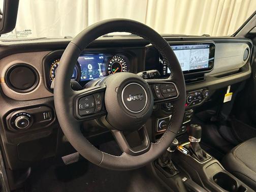 Anvil Clear Coat 2026 Jeep Wrangler Sport S
