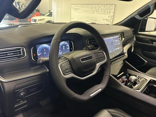 2025 Jeep Wagoneer Series III