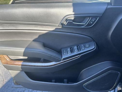 2019 Chevrolet Suburban LS