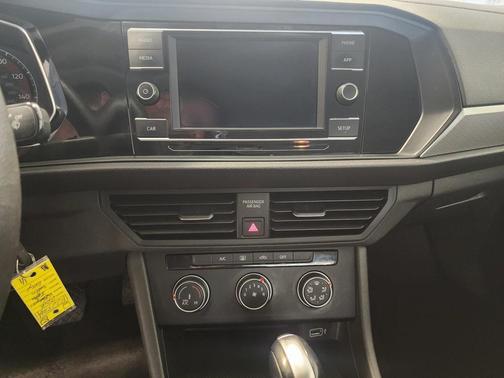 2019 Volkswagen Jetta 1.4T R-Line