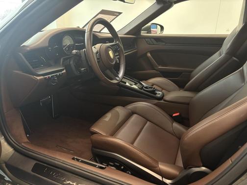 2024 Porsche 911 Targa 4 GTS