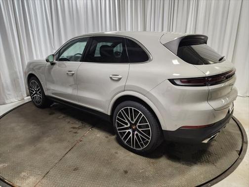 2025 Porsche Cayenne