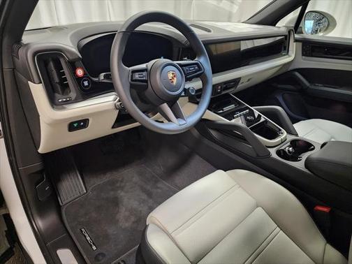 2025 Porsche Cayenne