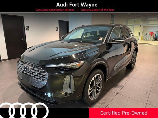 Black Metallic 2025 Audi Q5 2.0T Premium