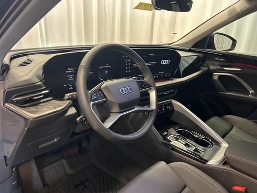 2025 Audi Q5 Sportback 2.0T Premium Plus