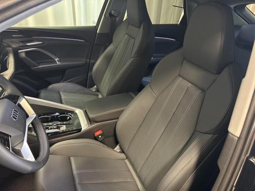 2025 Audi Q5 Sportback 2.0T Premium Plus