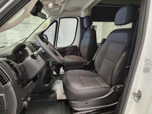 2024 RAM ProMaster 2500 Tradesman