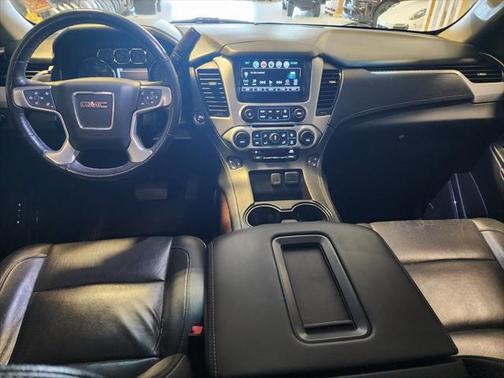 2018 GMC Yukon XL SLT