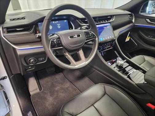2025 Jeep Grand Cherokee L Overland
