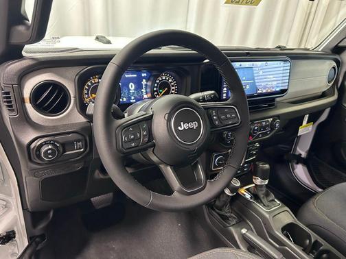 2026 Jeep Gladiator Sport S