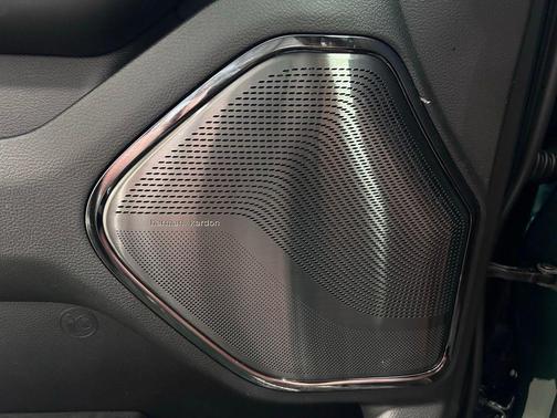 Serrano Green Metallic 2026 RAM 1500 Limited