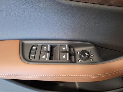 2026 Audi Q8 55 Premium Plus