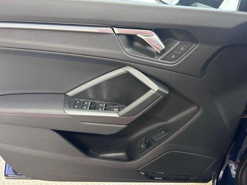 Navarra Blue Metallic 2025 Audi Q3 Premium Plus