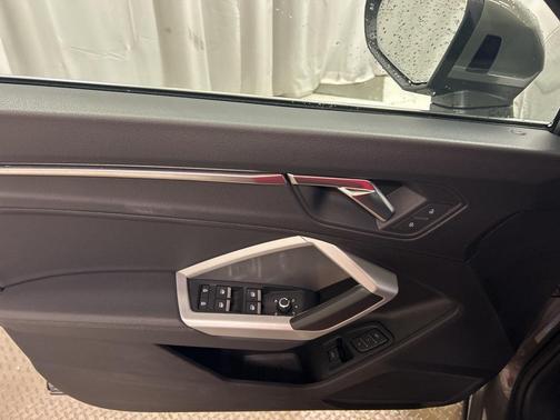 2024 Audi Q3 Premium