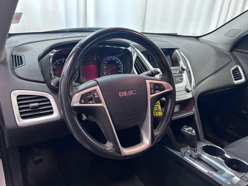 Summit White 2017 GMC Terrain SLE-2