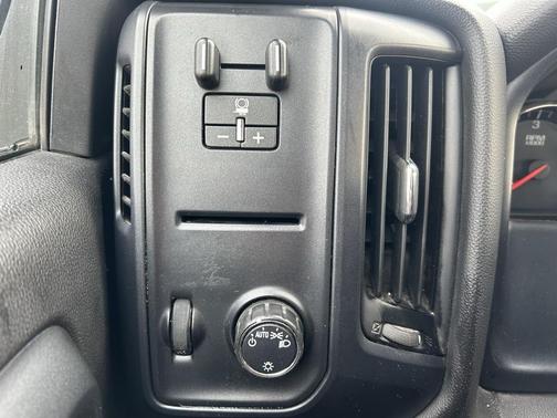 2018 Chevrolet Silverado 1500 WT