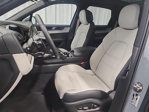2025 Porsche Cayenne Cayenne
