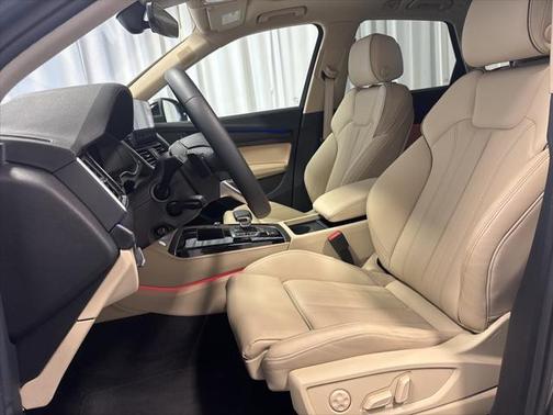 2025 Audi Q5 45 S line Premium Plus