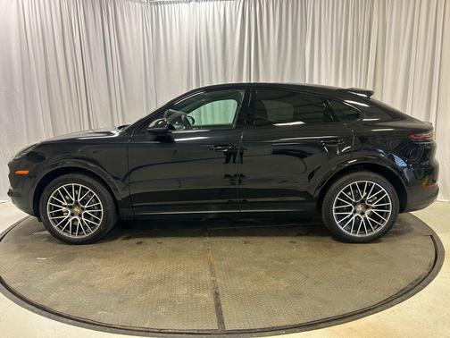 2022 Porsche Cayenne Cayenne