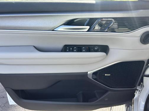 2025 Jeep Wagoneer Series III